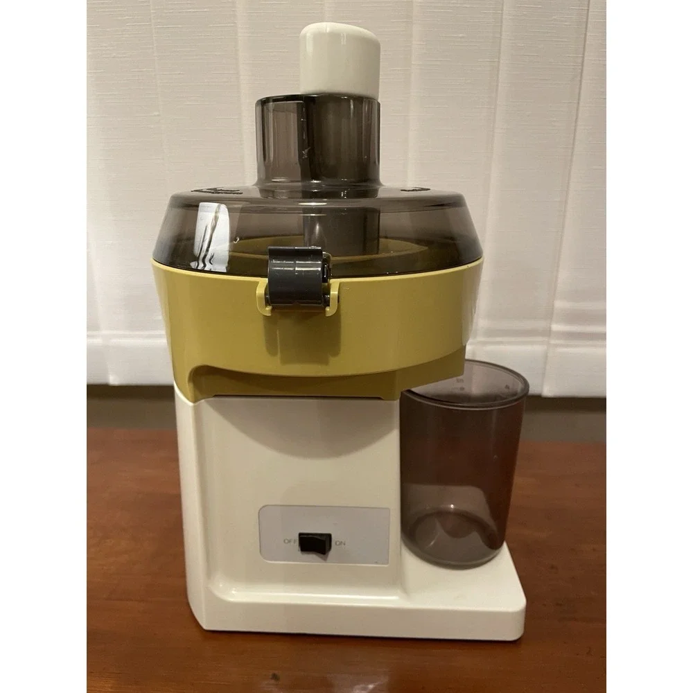 Vintage 1980's Waring Juice Extractor Juicer Mustard Yellow CLEAN
